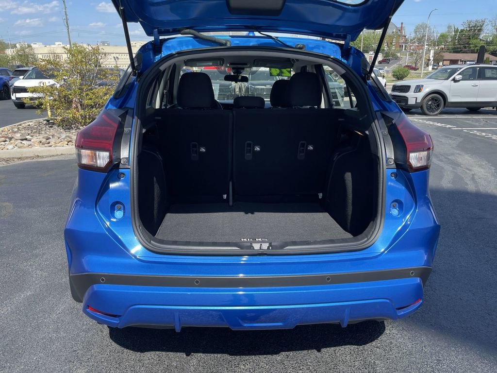 Used 2024 Nissan Kicks S image 33