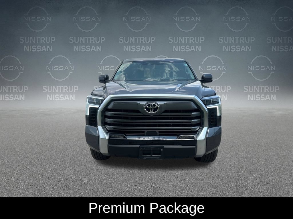 Used 2024 Toyota Tundra Limited AWD/4WD image 11