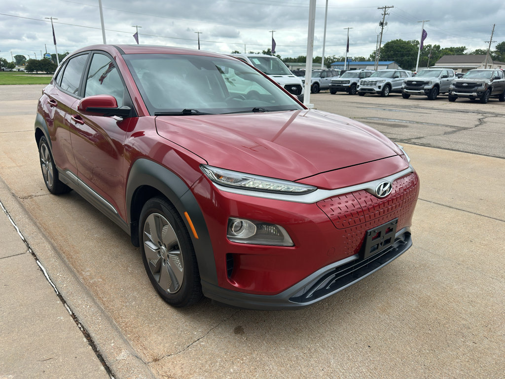 Used 2021 Hyundai Kona Limited w/ Cargo Package FWD image 6