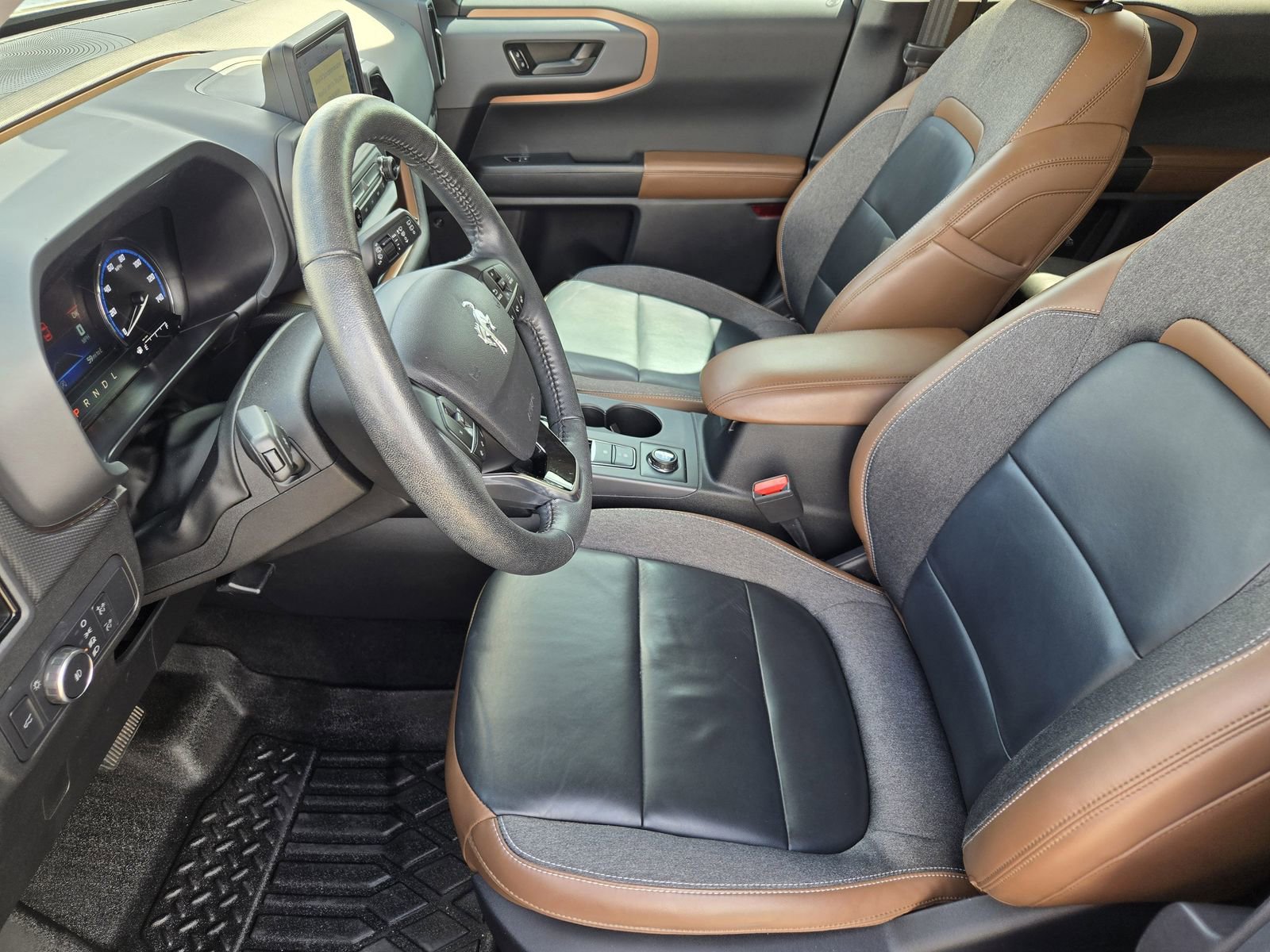 Used 2022 Ford Bronco Sport Outer Banks w/ Tech Package image 11