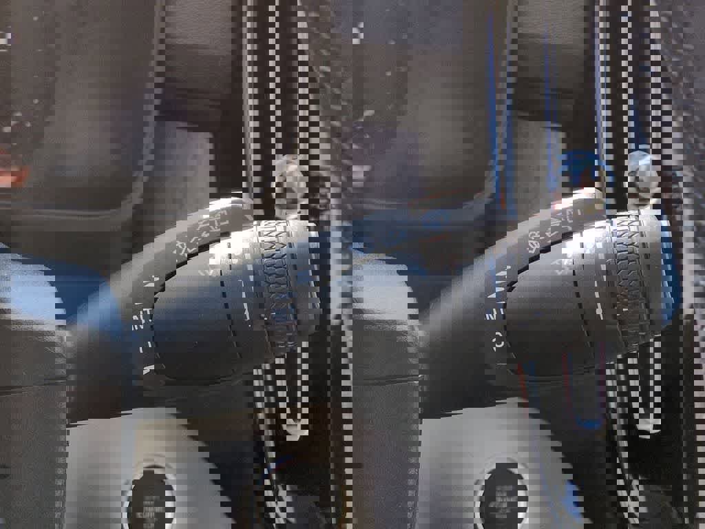 New 2026 Volvo XC40 B5 Ultra w/ Protection Package Premier image 25