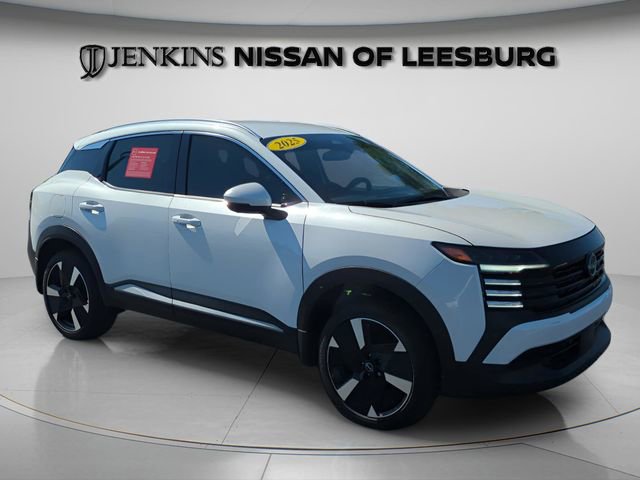 Certified 2025 Nissan Kicks SR FWD image 1