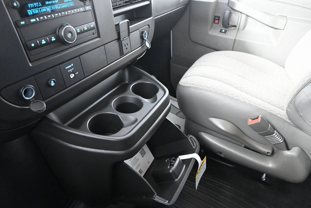 New 2026 Chevrolet Express 3500 Extended w/ Driver Convenience Package RWD image 31