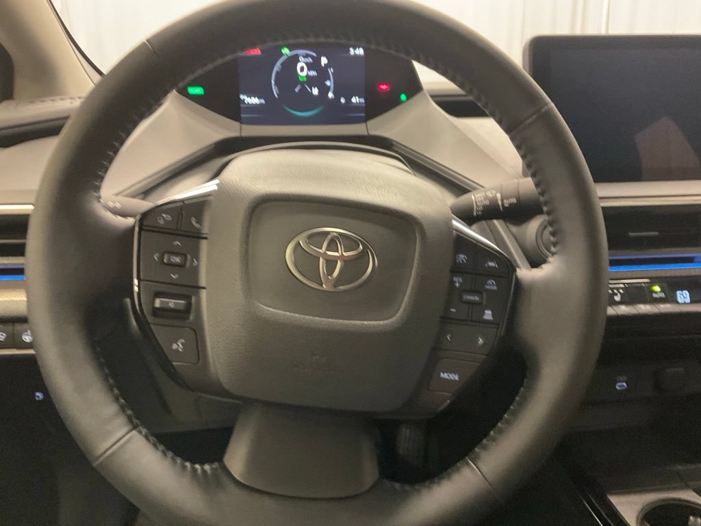 Used 2024 Toyota Prius XLE AWD/4WD image 14