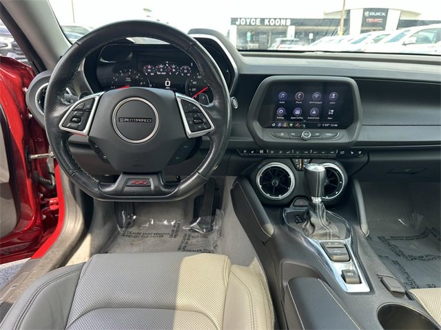 Used 2020 Chevrolet Camaro SS image 17