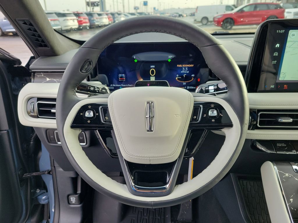 New 2026 Lincoln Aviator Black Label w/ Dynamic Handling Package image 23