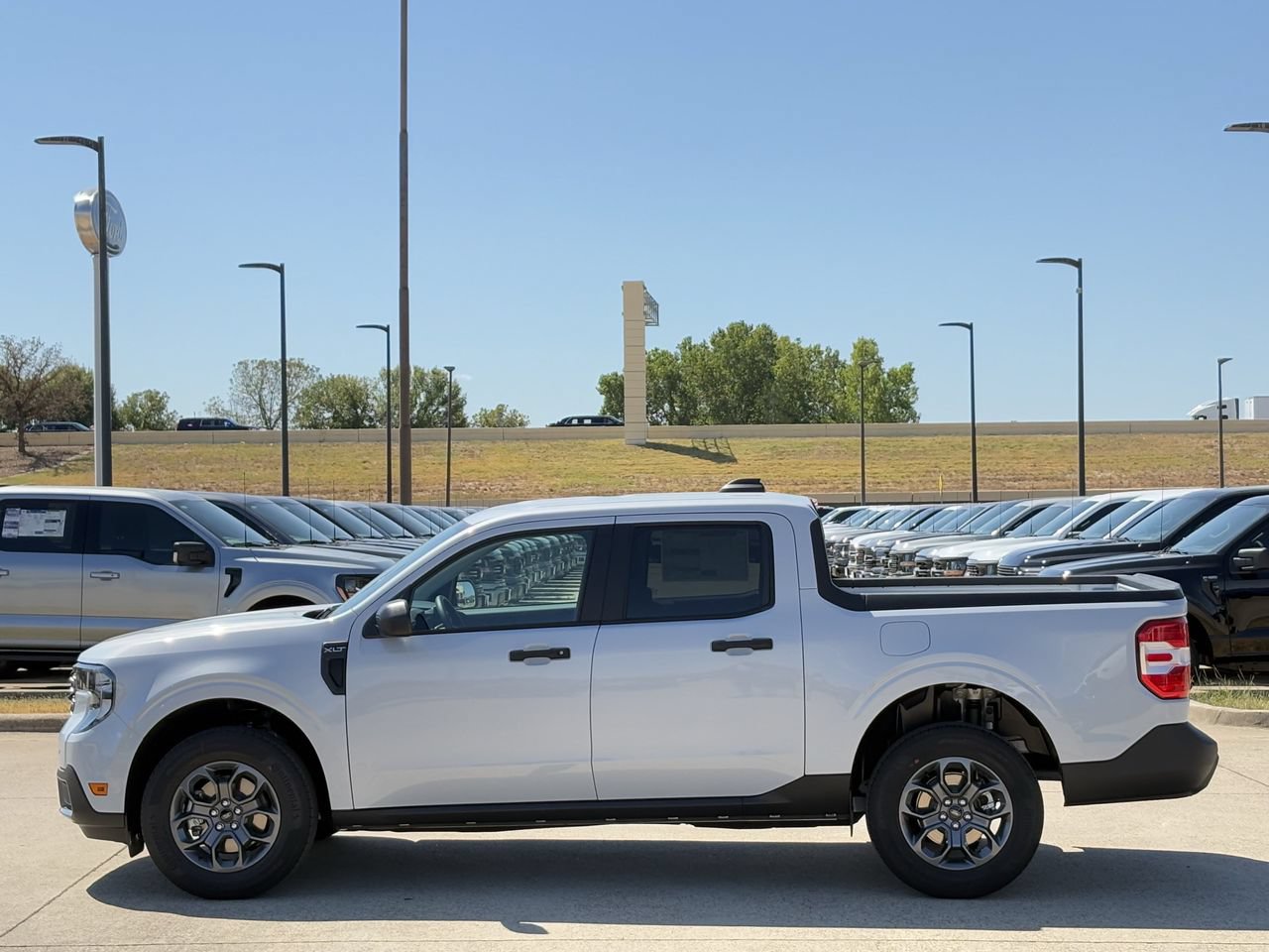 New 2026 Ford Maverick XLT FWD image 3