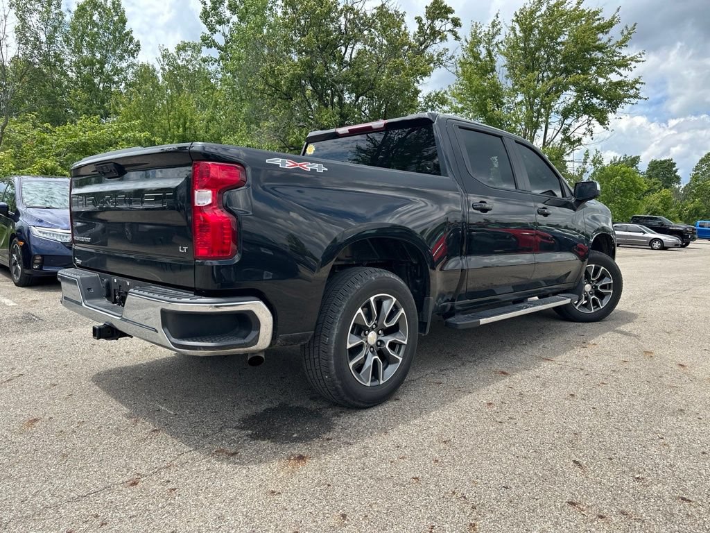 Used 2023 Chevrolet Silverado 1500 LT AWD/4WD image 12