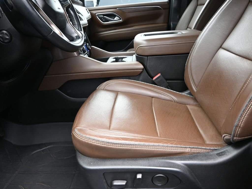 Used 2023 Chevrolet Tahoe High Country image 13