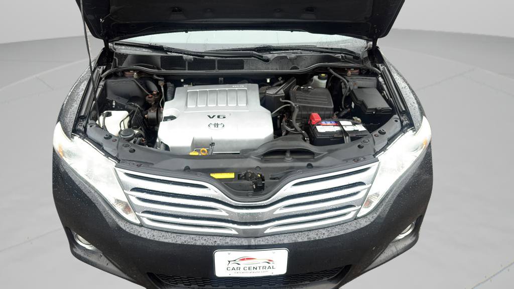 Used 2011 Toyota Venza AWD w/ Comfort Pkg image 21