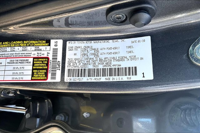 Used 2020 Toyota Tacoma TRD Sport AWD/4WD image 35