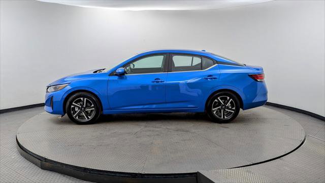 Used 2025 Nissan Sentra SV image 3