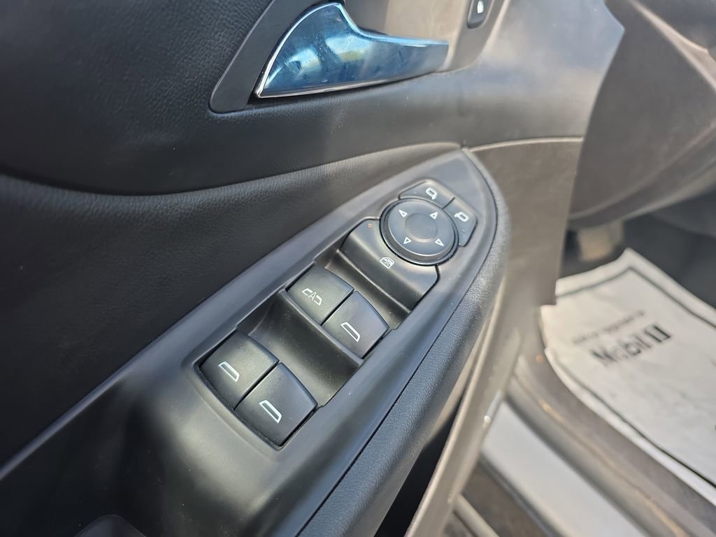 Used 2017 Chevrolet Volt LT w/ Comfort Package image 21