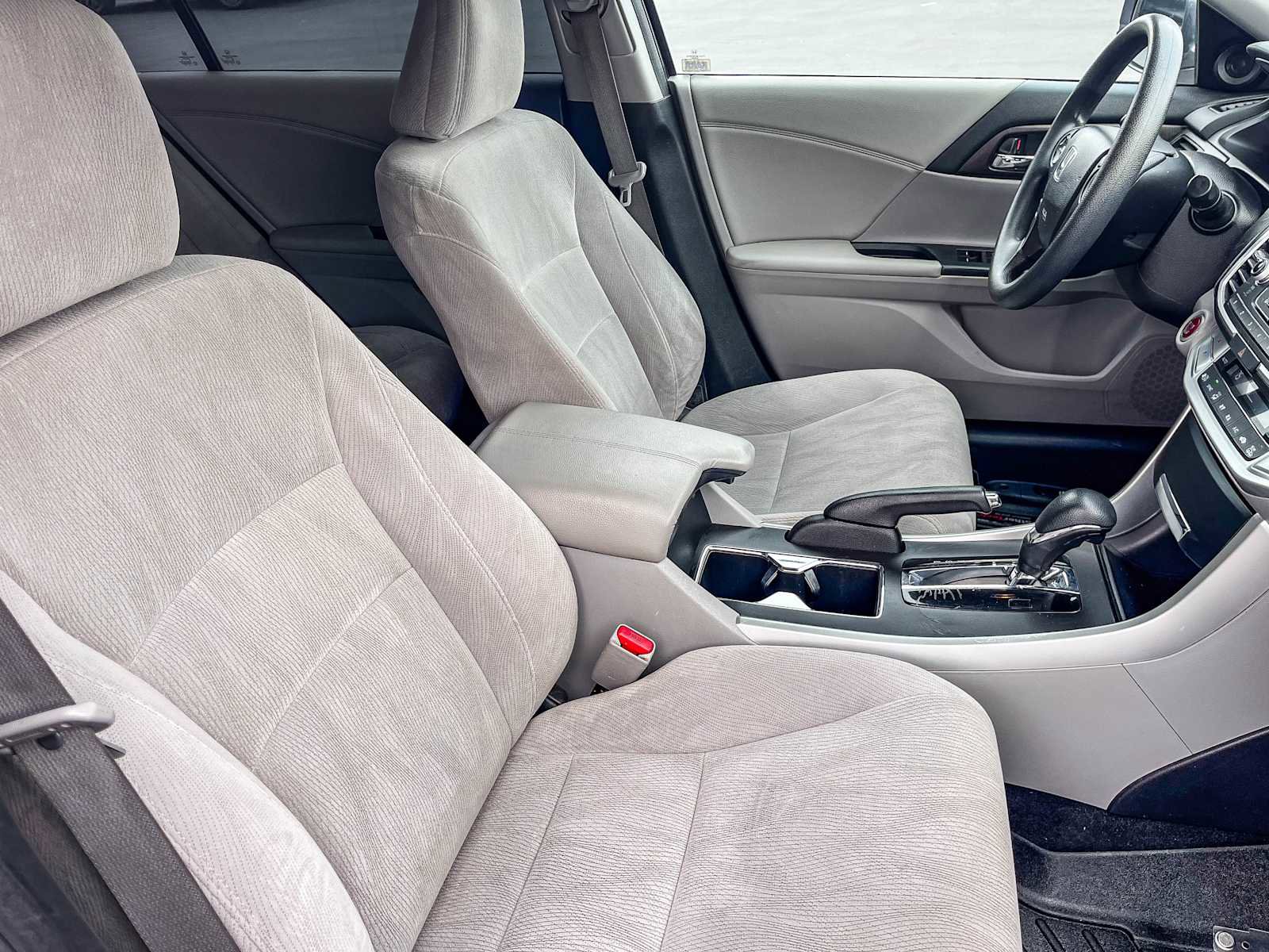 Used 2014 Honda Accord EX image 16