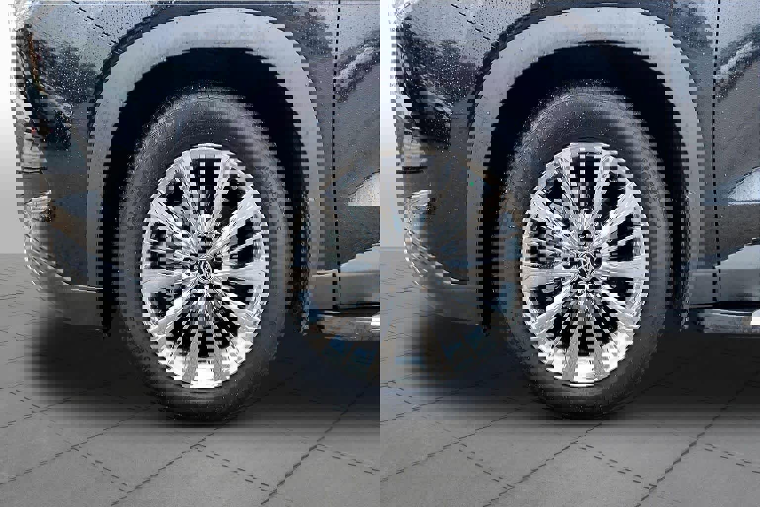 Used 2025 Toyota Grand Highlander AWD image 11