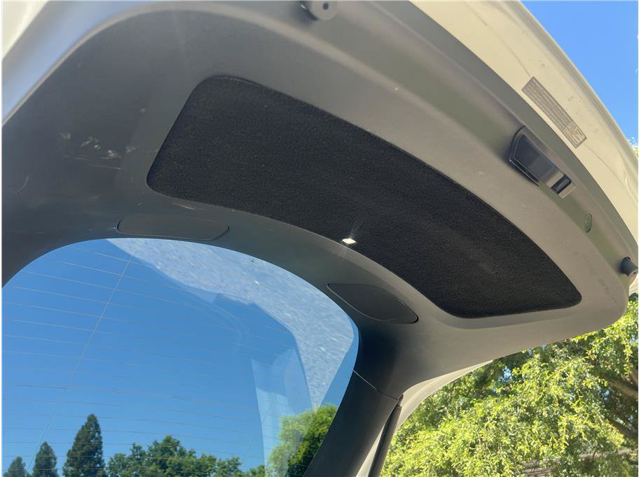 Used 2020 Tesla Model Y Long Range AWD/4WD image 12