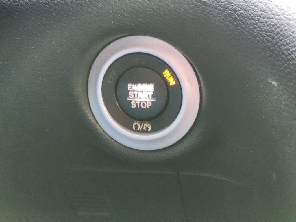 Used 2020 Chrysler Pacifica Touring-L image 22