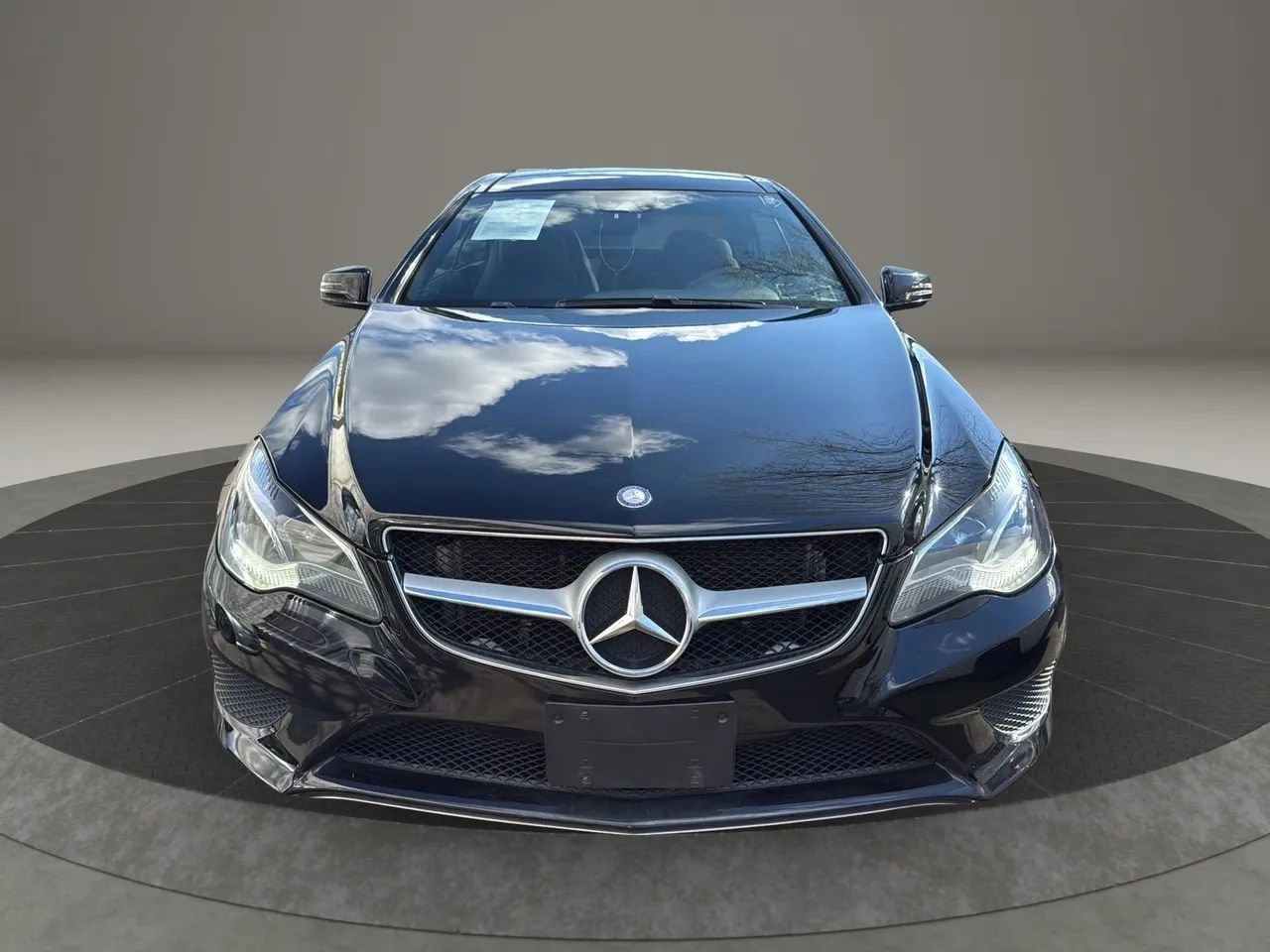 Used 2015 Mercedes-Benz E 400 4MATIC Coupe image 2