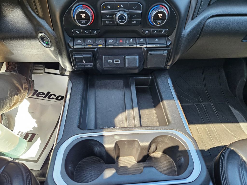 Used 2019 Chevrolet Silverado 1500 High Country w/ Technology Package AWD/4WD image 19