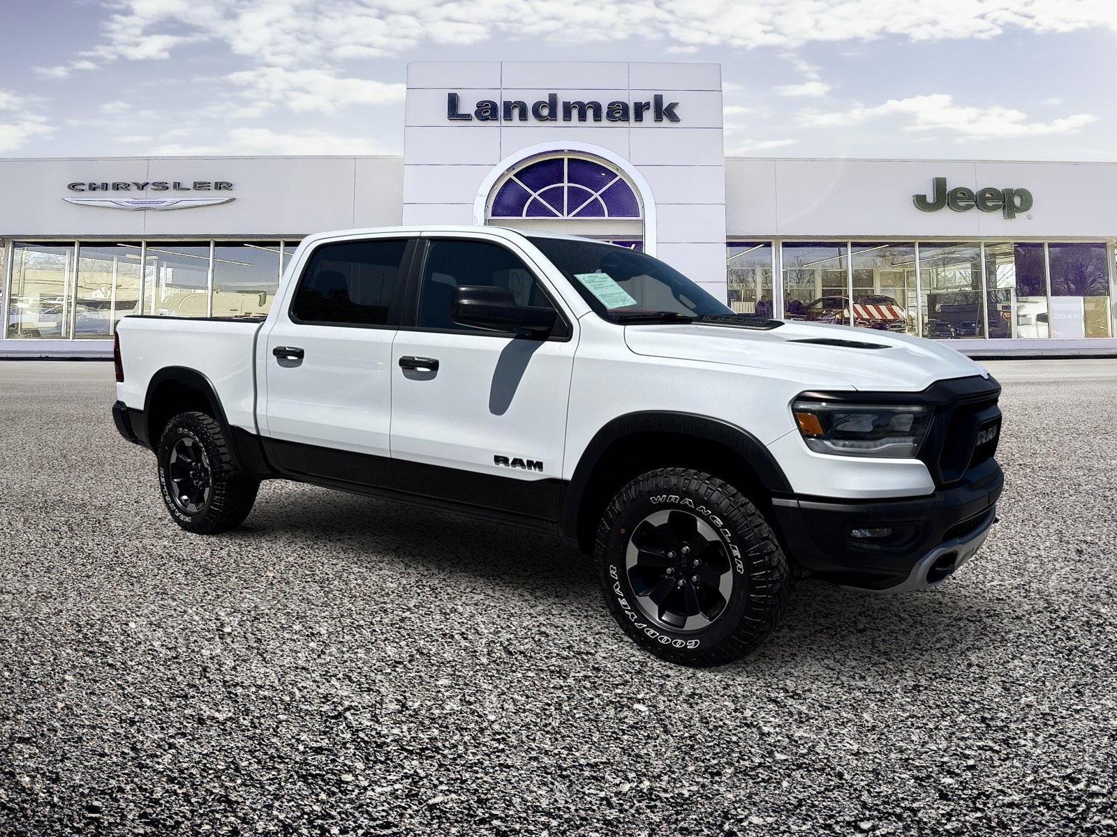 Used 2024 RAM 1500 Rebel AWD/4WD image 20