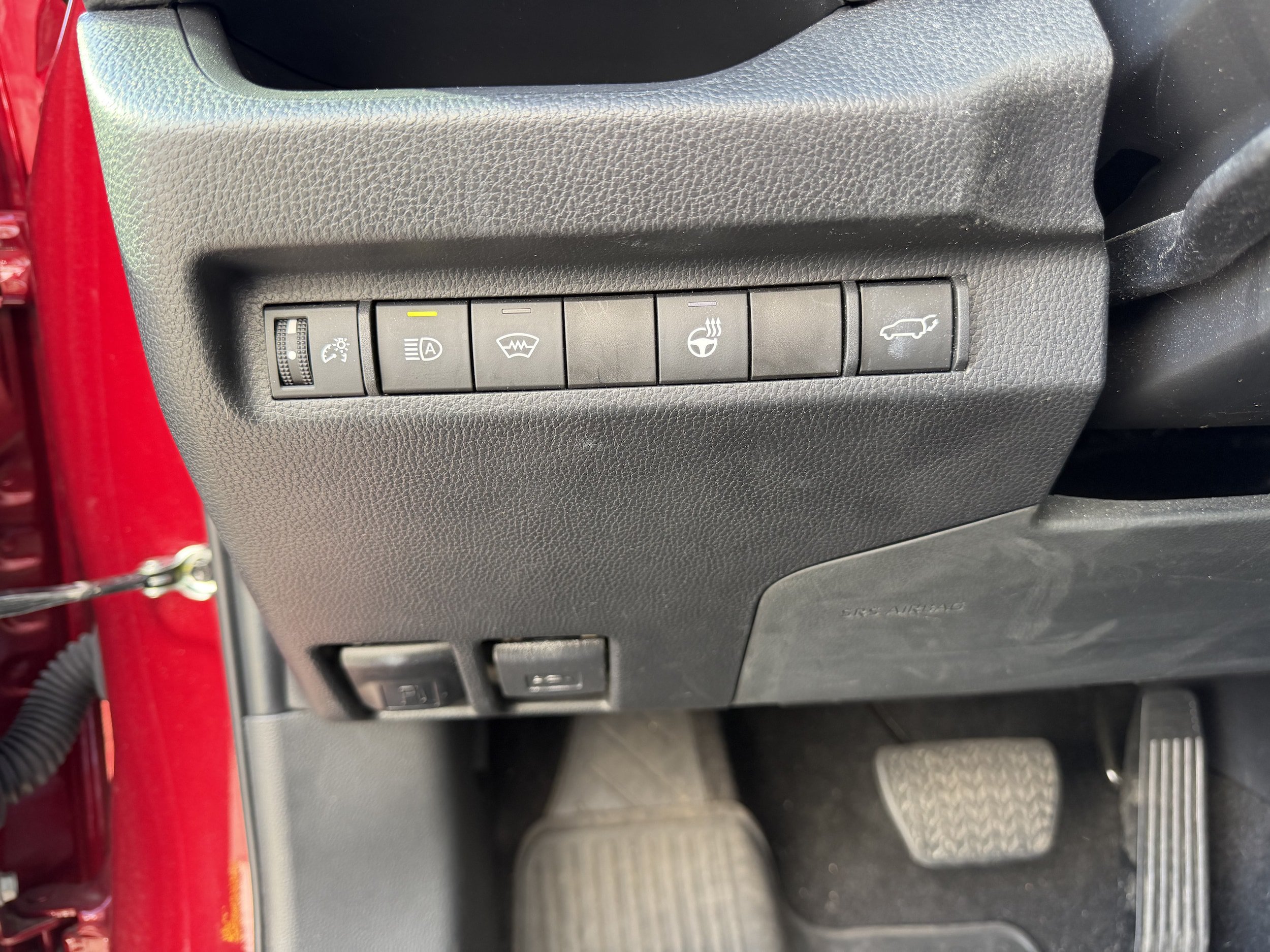 Used 2023 Toyota RAV4 XLE w/ Convenience Package AWD/4WD image 13