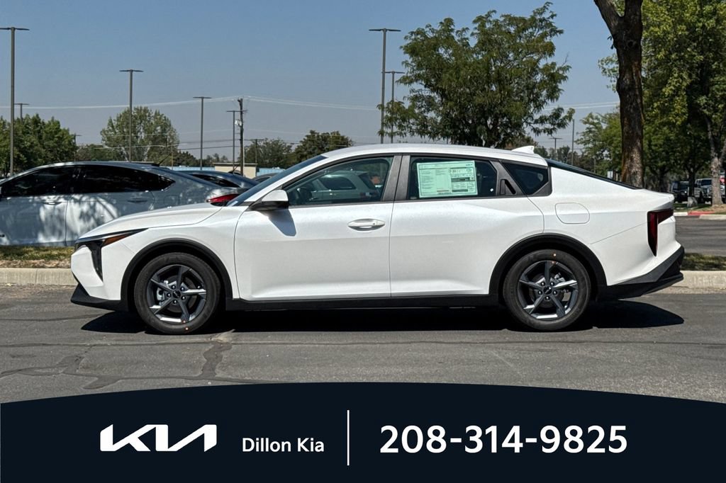 New 2026 Kia K4 FWD image 10