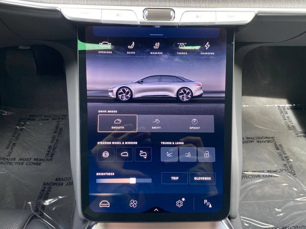 Used 2025 Lucid Air Touring AWD/4WD image 29
