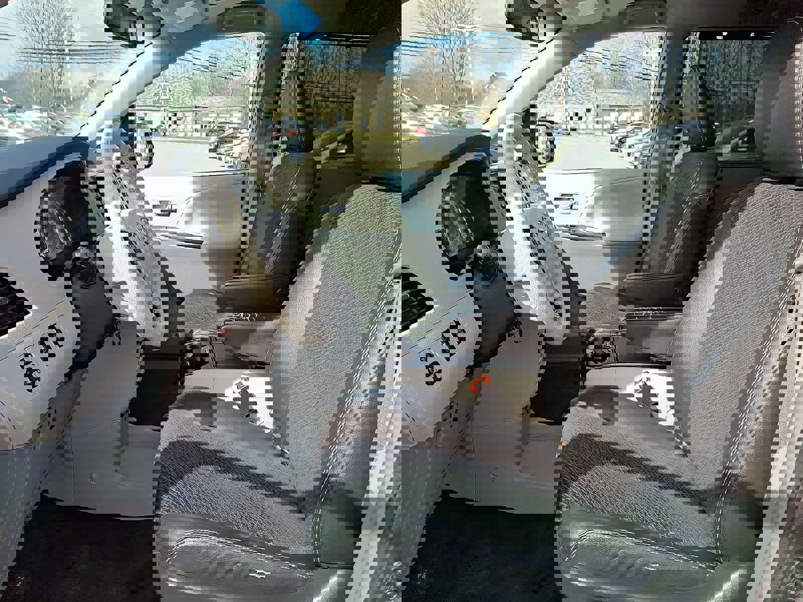 Used 2014 Toyota Sienna SE image 16