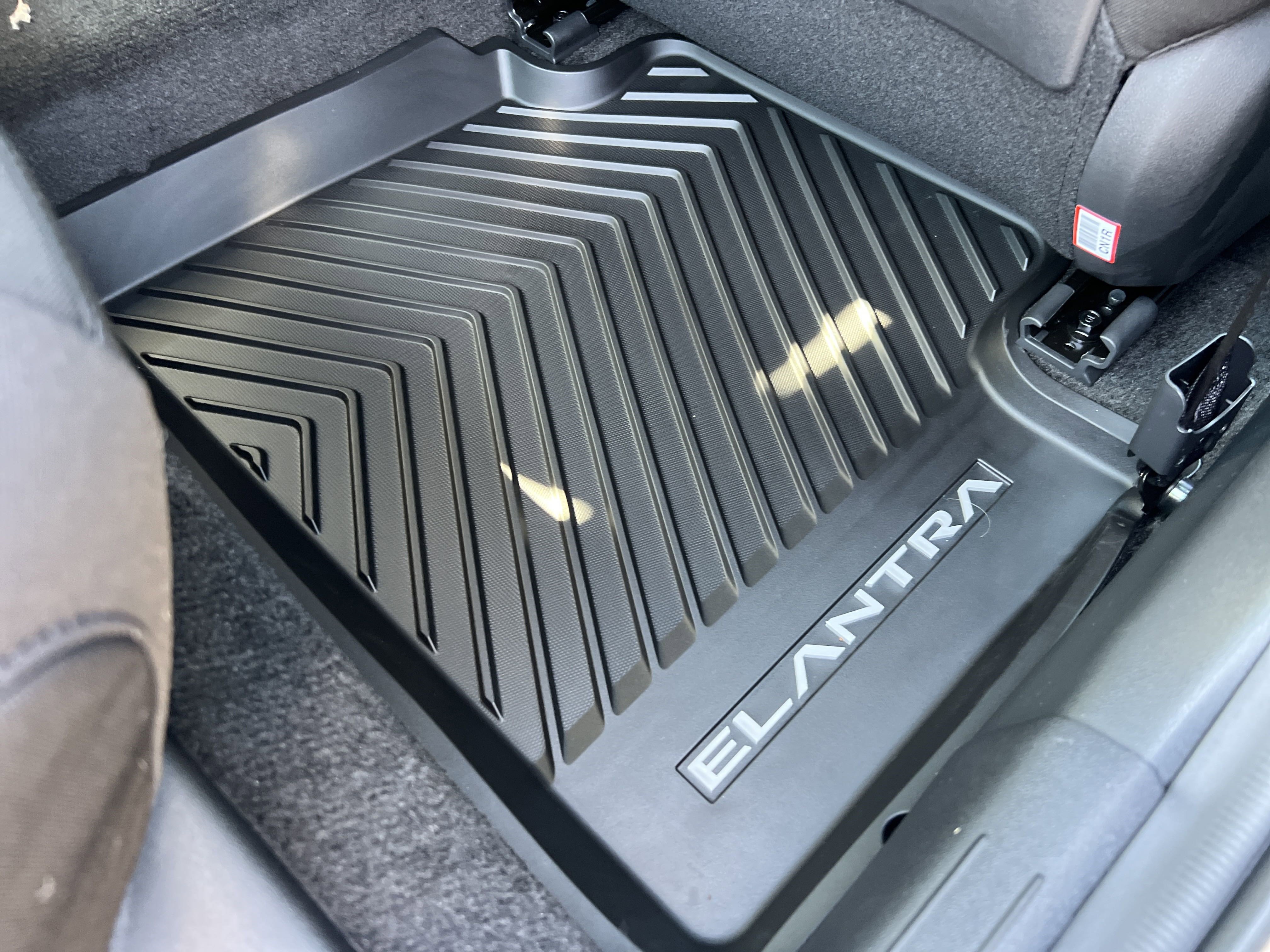 Used 2025 Hyundai Elantra Sport image 9