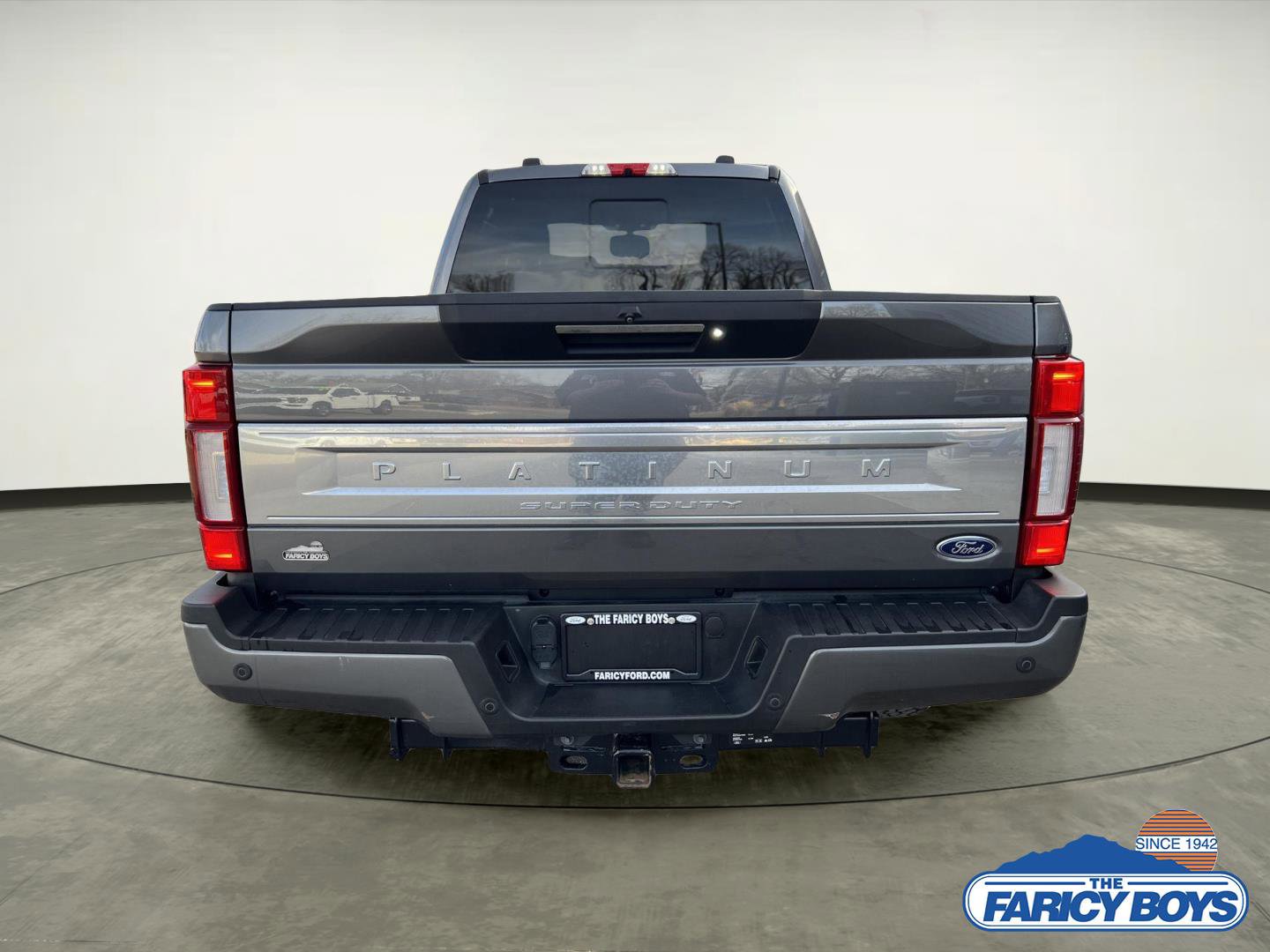 Used 2021 Ford F250 Platinum w/ FX4 Off-Road Package image 3