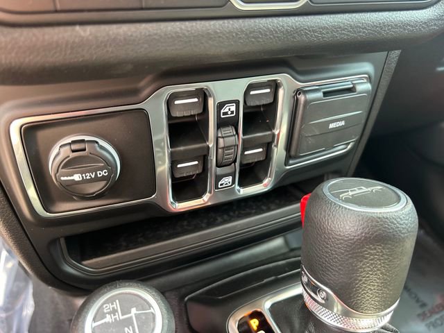 New 2025 Jeep Gladiator Sport AWD/4WD image 25