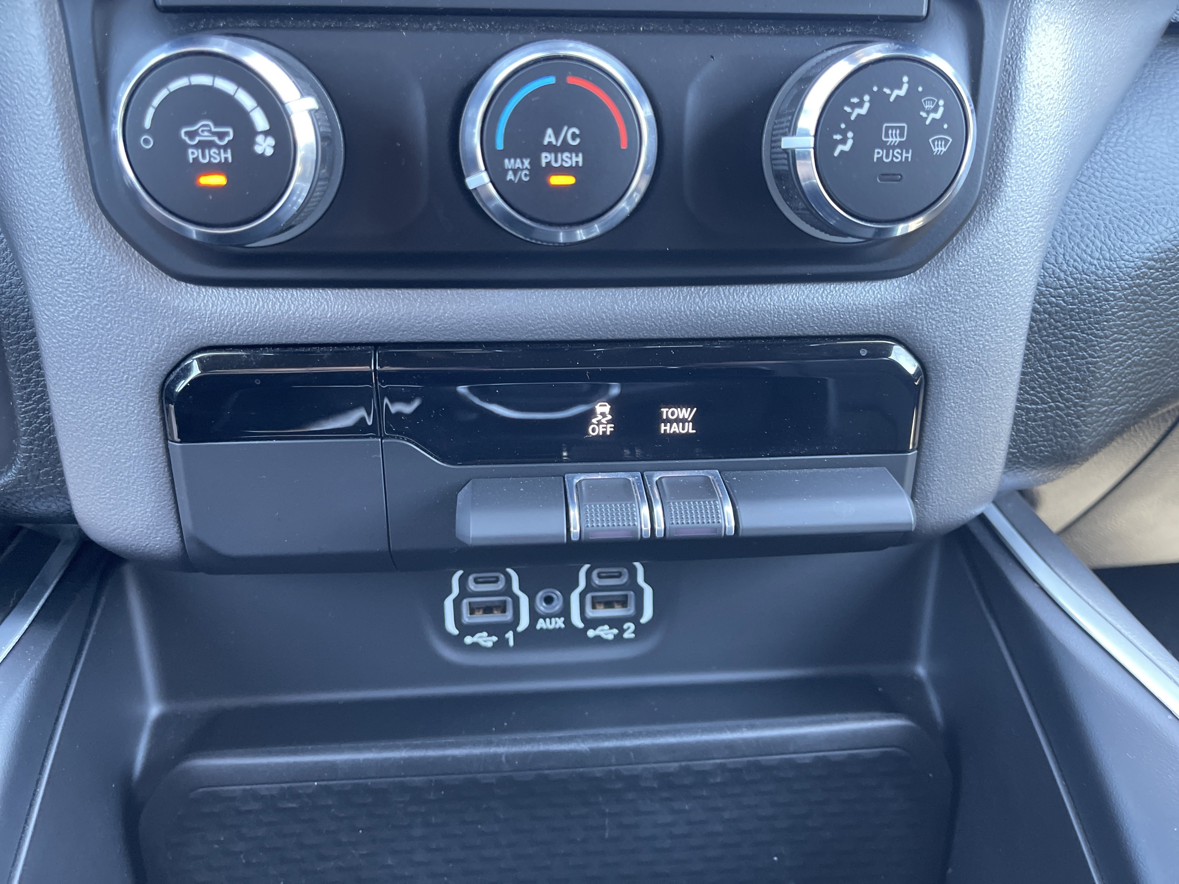 Used 2021 RAM 1500 Big Horn AWD/4WD image 28