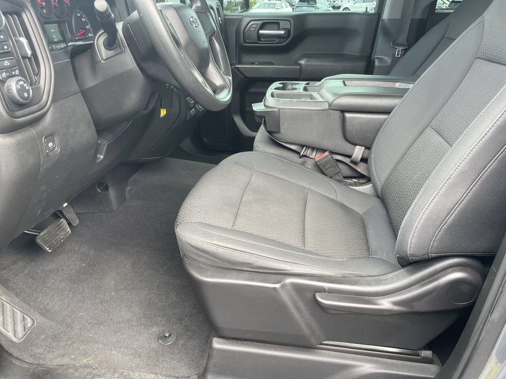 Used 2019 Chevrolet Silverado 1500 Custom Trail Boss w/ Custom Convenience Package AWD/4WD image 9