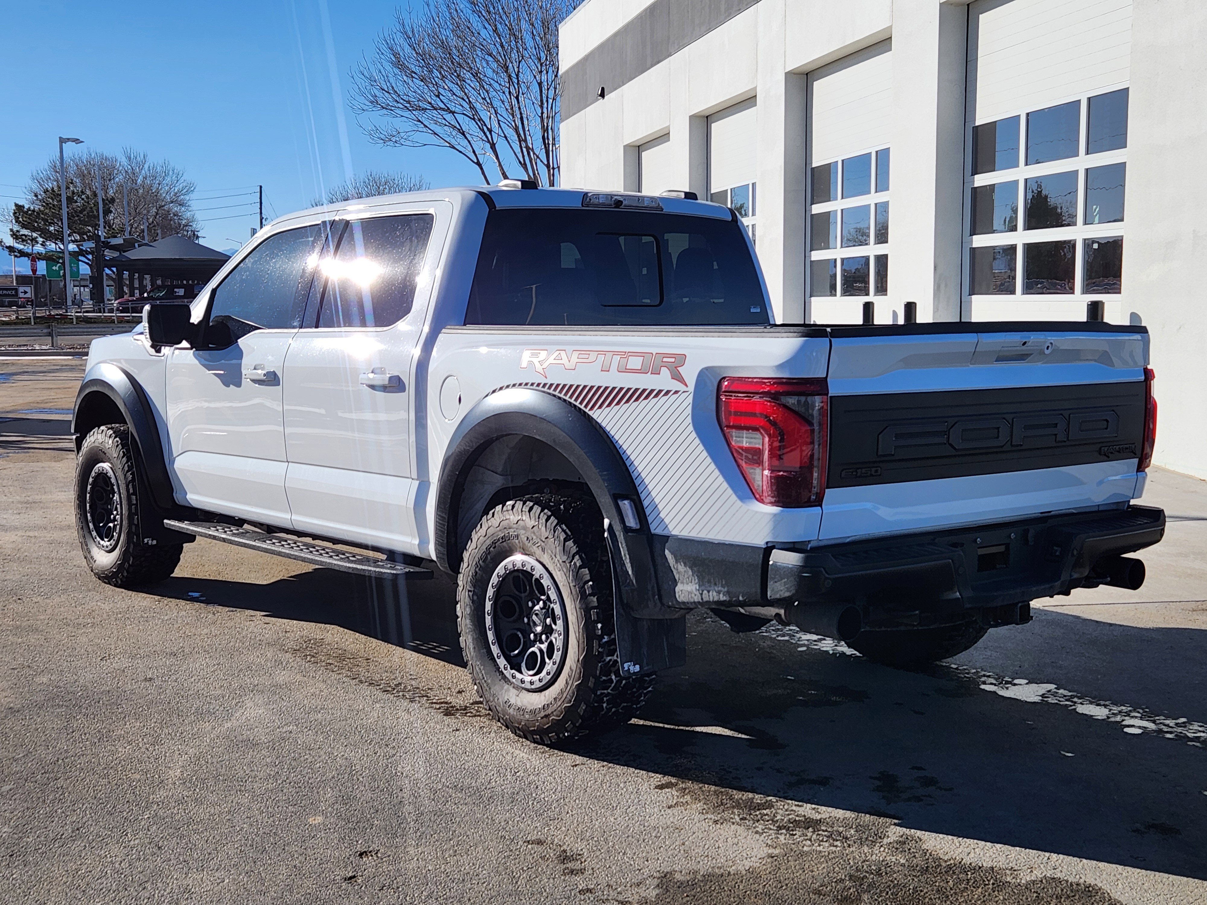 Used 2025 Ford F150 Raptor image 3