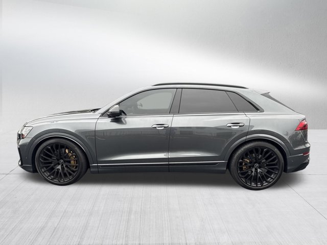 Used 2024 Audi SQ8 Prestige AWD/4WD image 9
