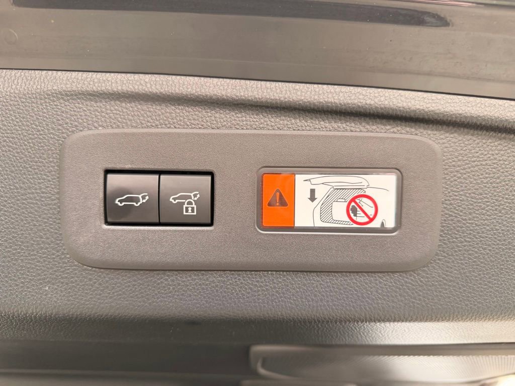 Used 2025 Toyota Land Cruiser AWD/4WD image 11