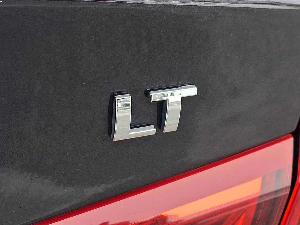 Used 2023 Chevrolet Malibu LT image 30