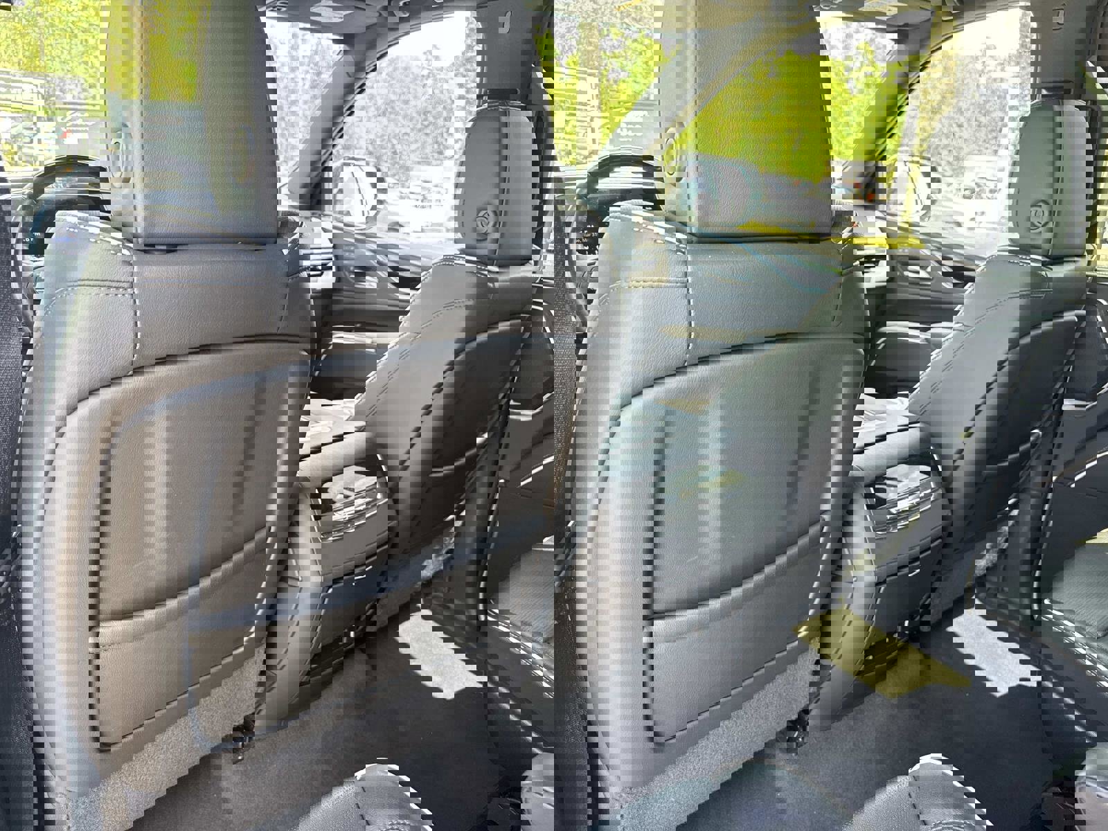 Used 2024 Cadillac Escalade Sport AWD/4WD image 12