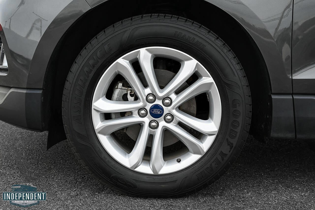 Used 2019 Ford Edge SEL w/ Equipment Group 201A image 7