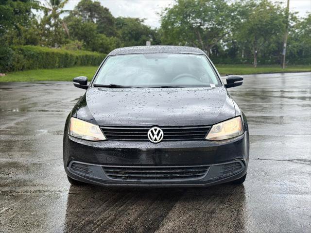 Used 2012 Volkswagen Jetta SE FWD image 8