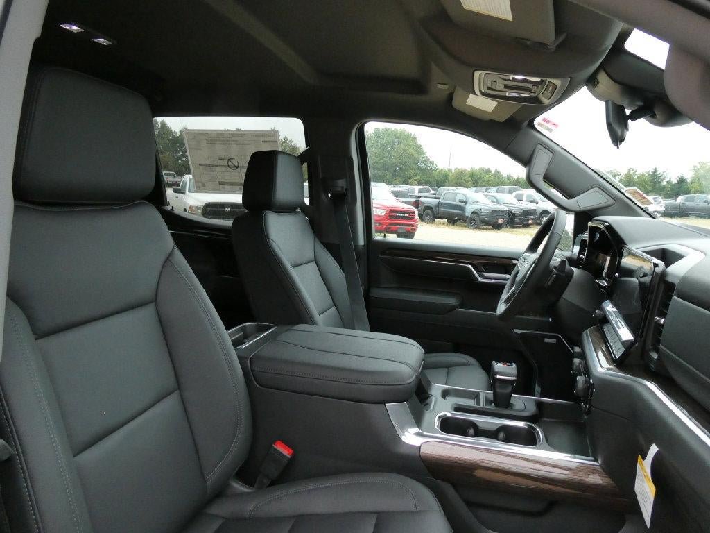 New 2026 Chevrolet Silverado 1500 LT Trail Boss w/ Convenience Package II AWD/4WD image 13