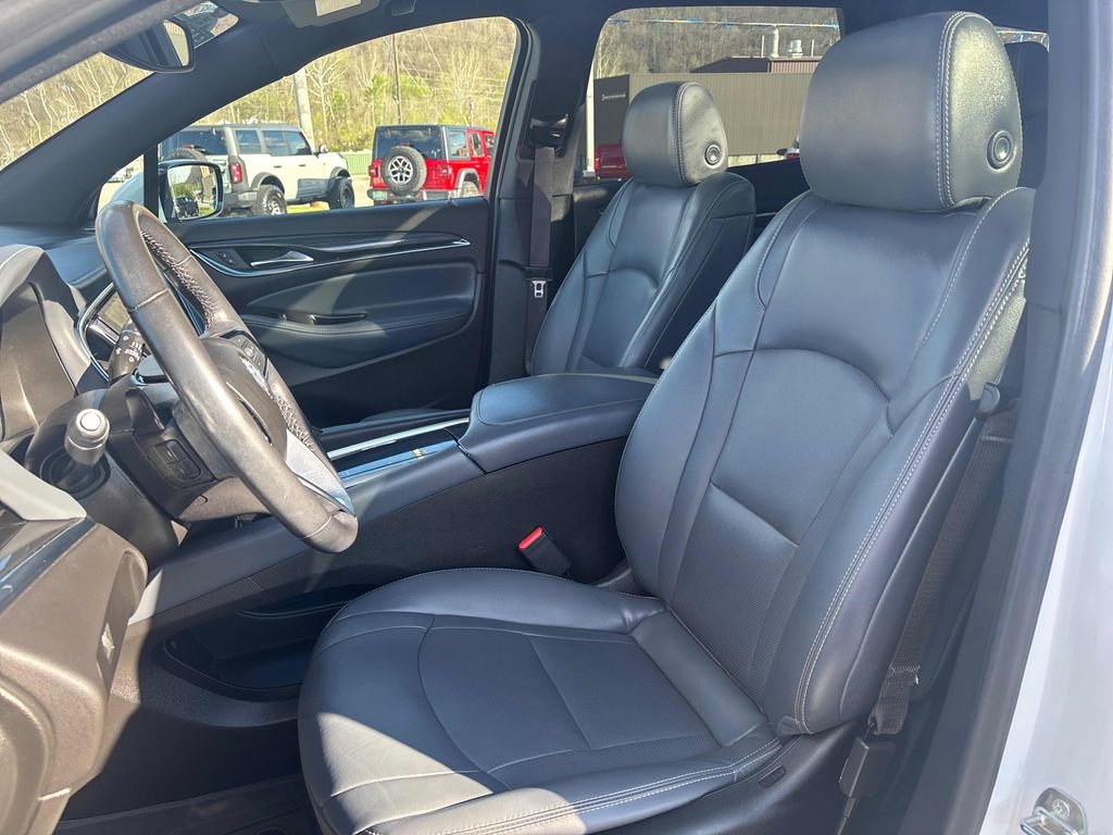 Used 2023 Buick Enclave Essence w/ Experience Buick Package AWD/4WD image 12