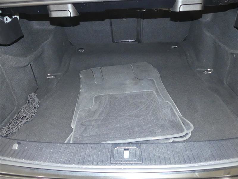 Used 2016 Mercedes-Benz E 350 4MATIC w/ Premium Package image 27