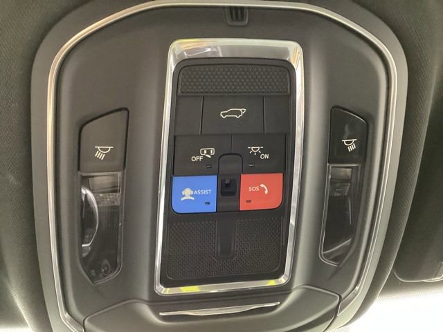 Used 2022 Jeep Grand Cherokee Altitude image 29