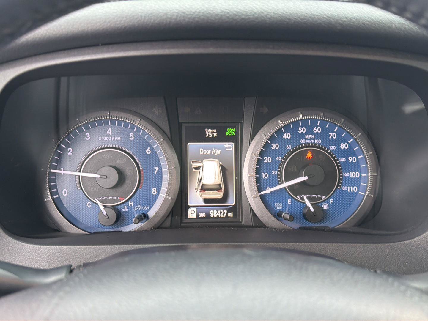 Used 2019 Toyota Sienna XLE Premium FWD image 21