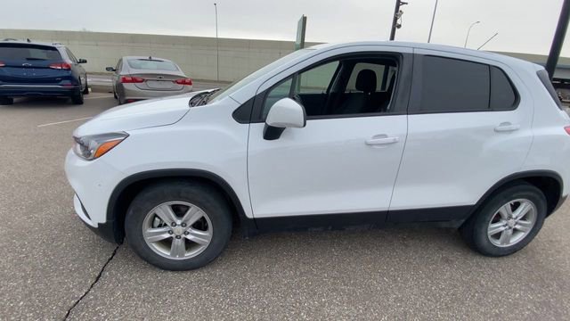 Used 2021 Chevrolet Trax LS w/ Tint and Cruise Package image 7