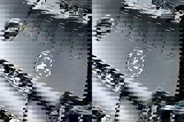 Certified 2023 Mercedes-Benz GLA 250 4MATIC image 33