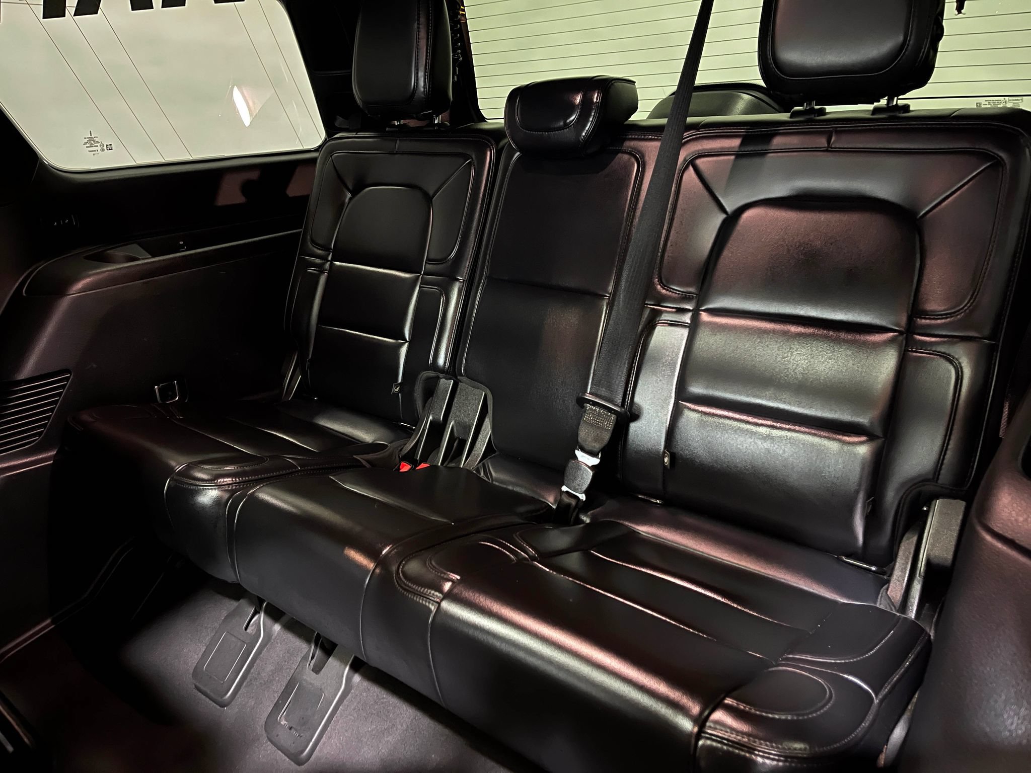 Used 2019 Lincoln Navigator Reserve AWD/4WD image 31
