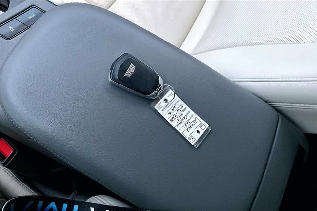 Used 2021 Cadillac XT5 Premium Luxury image 9