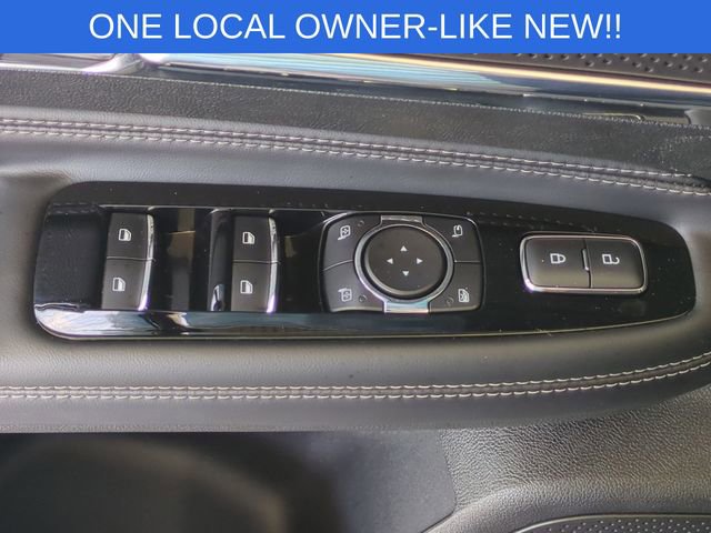 Used 2025 Lincoln Corsair AWD image 14